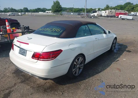 2014 Mercedes-Benz E 350 350 z USA, uszkodzony, nr VIN WDDKK5KF0EF236949